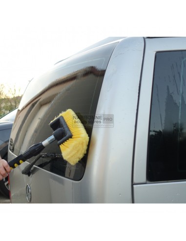 Spazzola extra lunga con attacco tubo